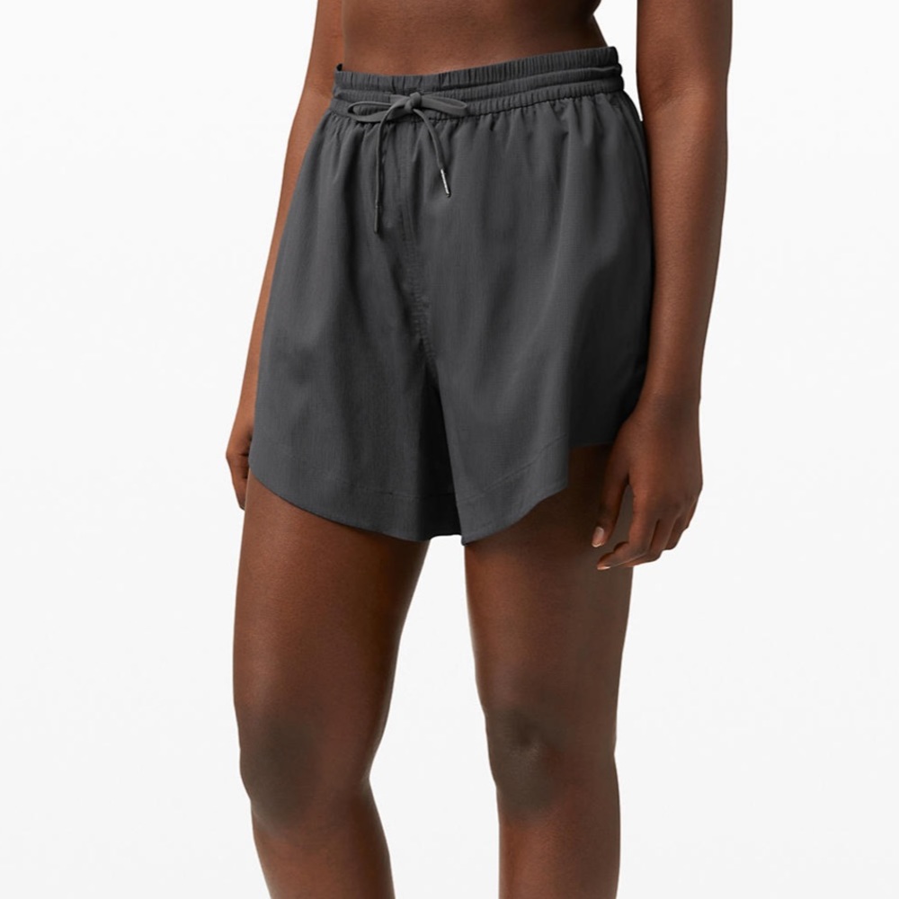 Lululemon New Rituals Short 5" - Picture 3 of 4